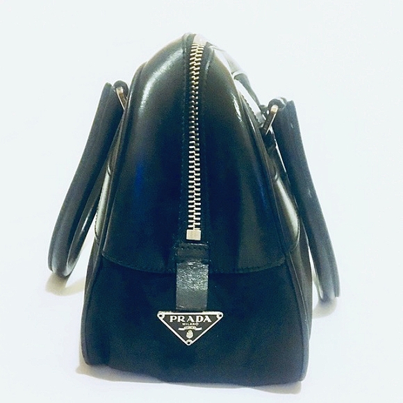 📌Sold locally📌Vintage Prada bag - Picture 3 of 6